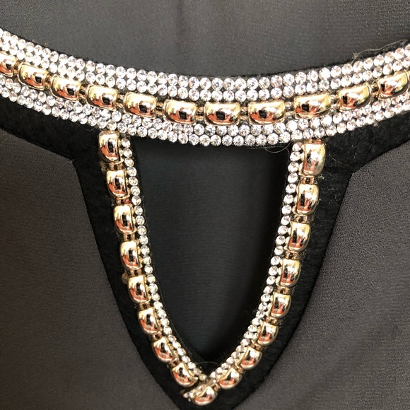 A. Buyer Charcoal Studded Cold Shoulder Blouse 2X - Picture 6 of 11